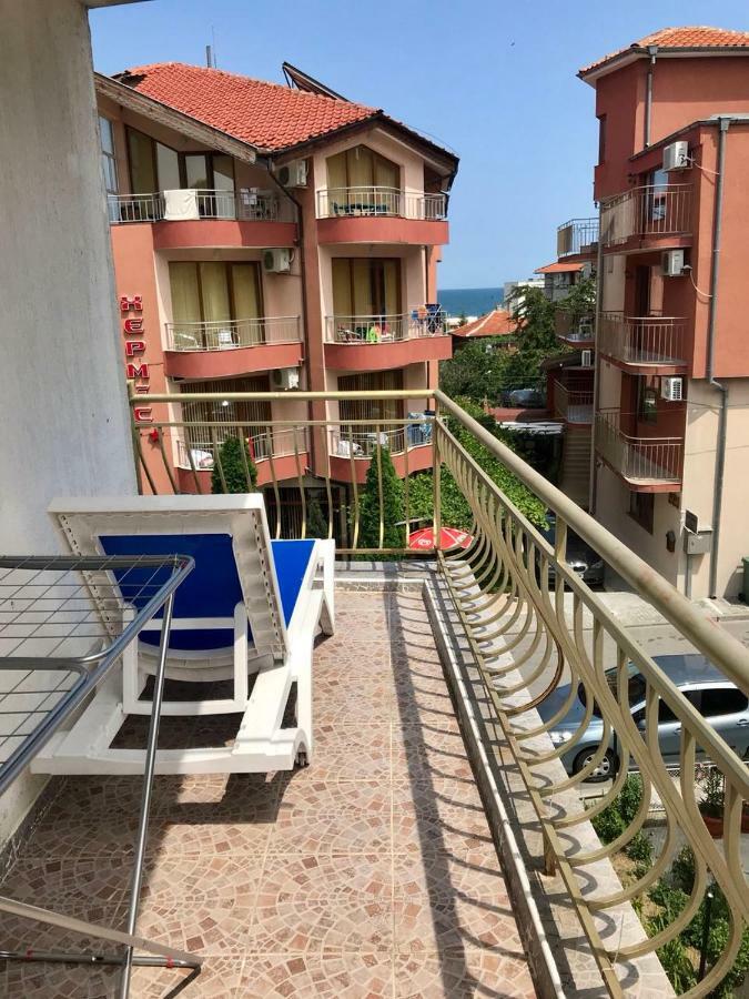 Helga Apartment Obzor Εξωτερικό φωτογραφία